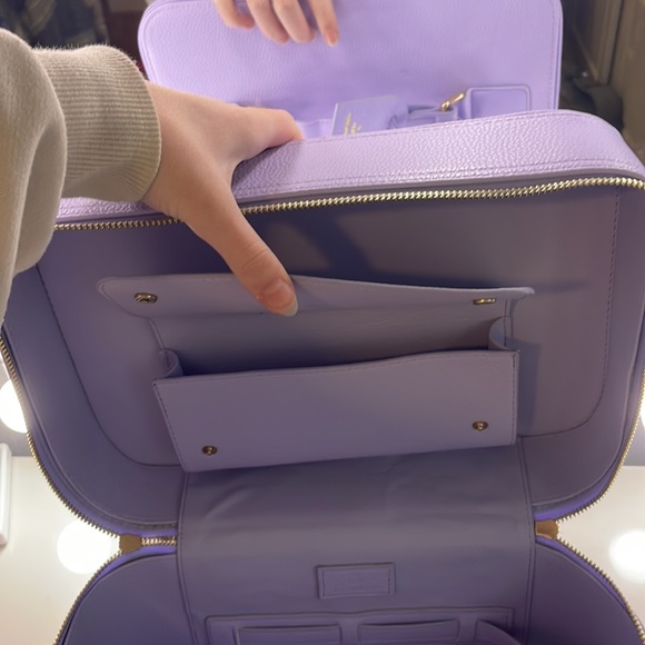 TRULY | Purple Makeup Bag | Almalfi Luxury Travel Trunk - Picture 8 of 8